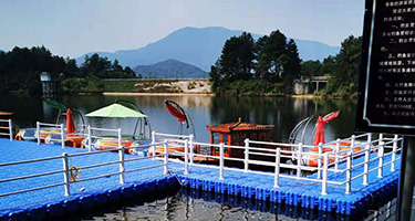 浮筒搭建的水上浮橋有什么特點(diǎn)？
